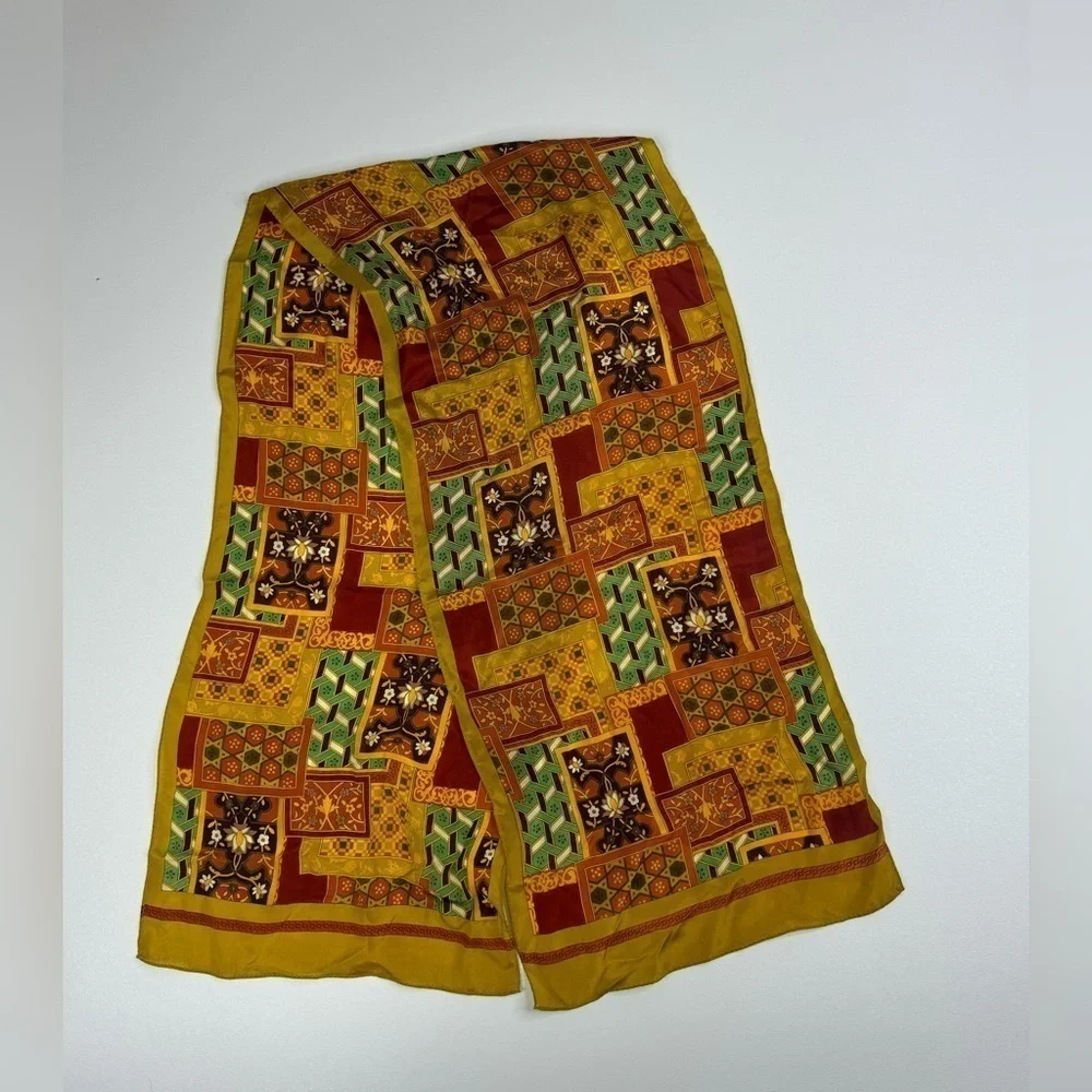 VTG Arthur Sackler M. Gallery 100% Silk Scarf Design By Vincente Minetti